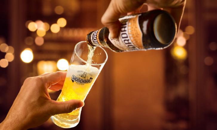 Kordaat Pils inschenken Kordaat Pils inschenken